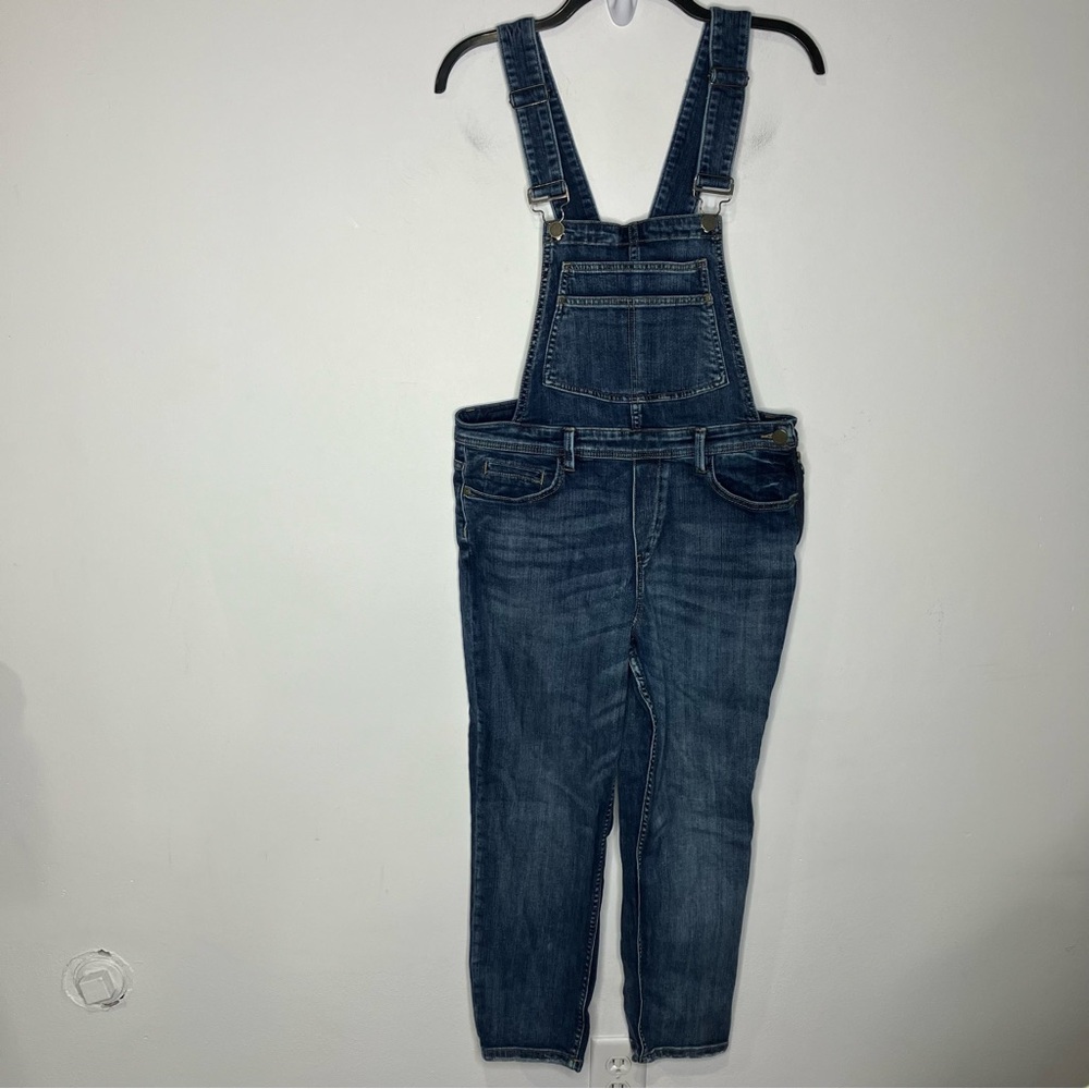 BlankNYC denim overalls skinny fit women’s size 28 casual trendy‎ jeans